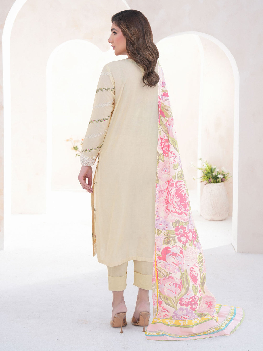 3 Piece Lawn Suit-Embroidered (Unstitched)