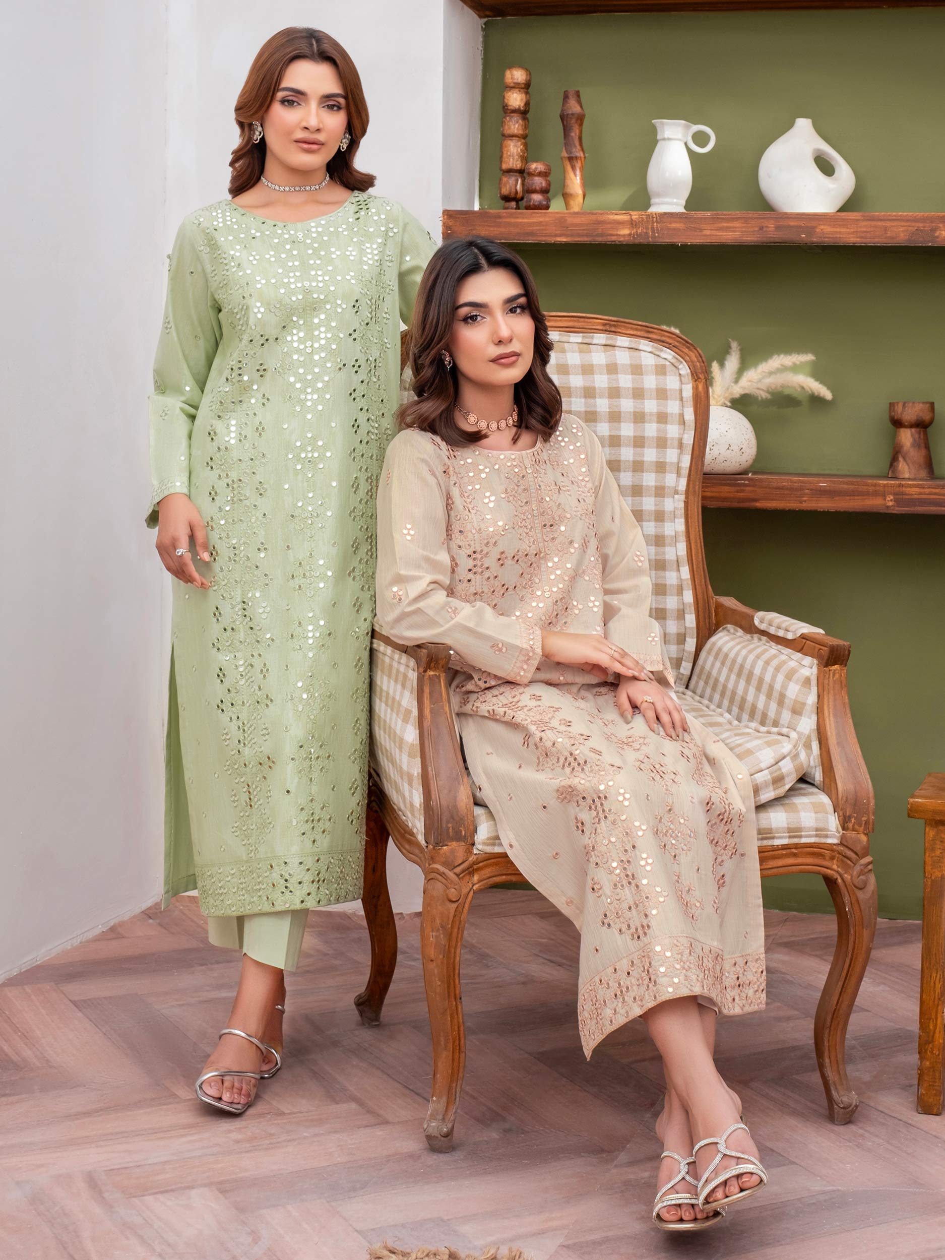 2 Piece Lawn Suit-Embroidered (Unstitched)