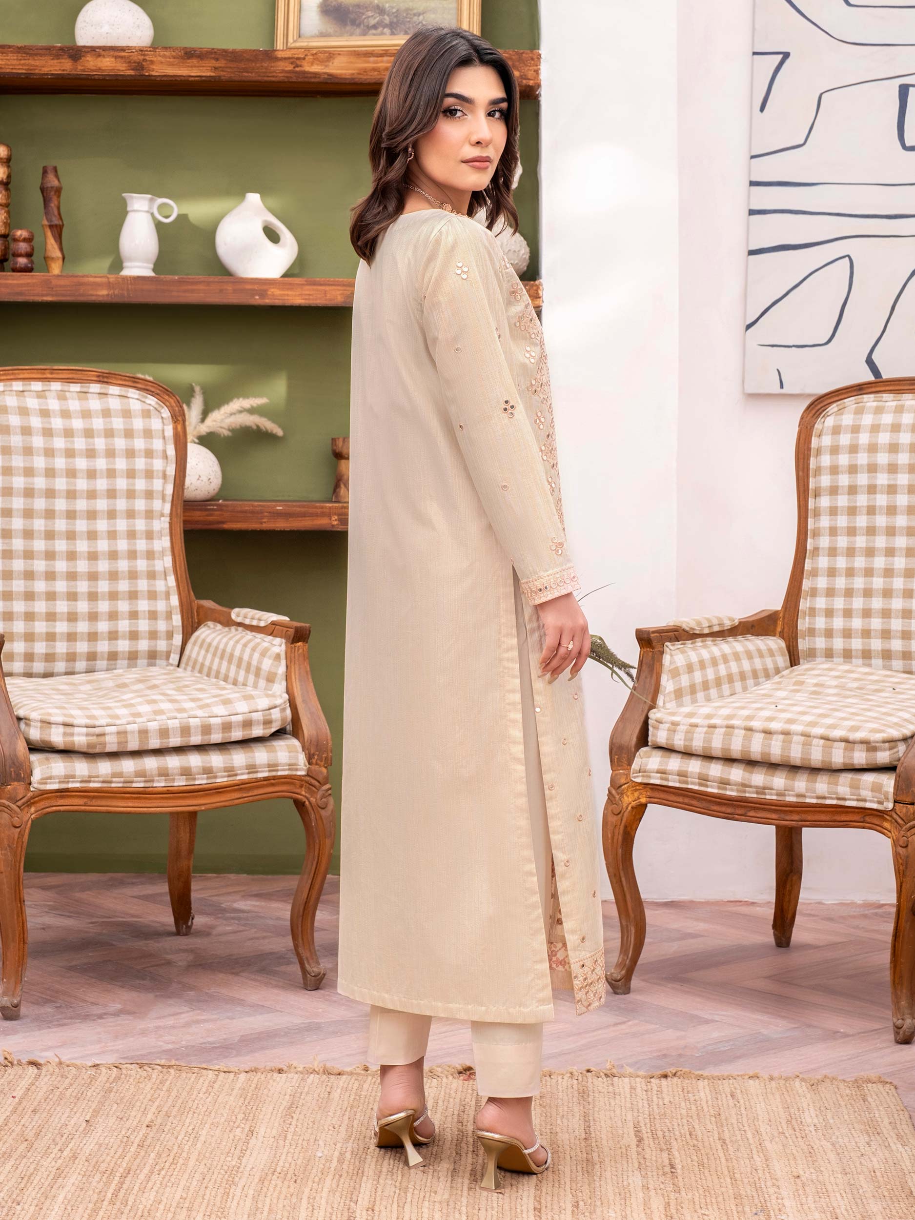 2 Piece Lawn Suit-Embroidered (Unstitched)