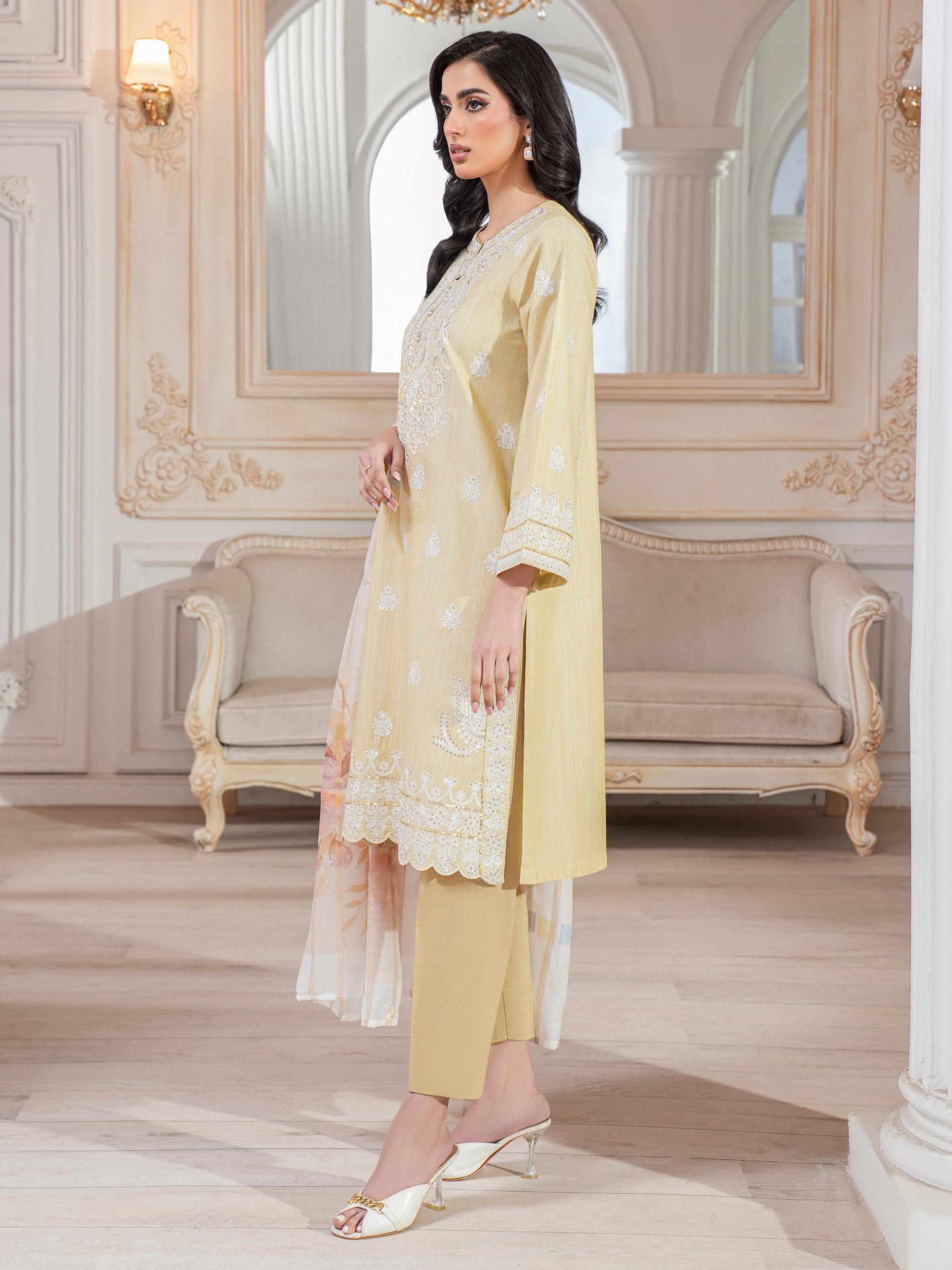 3 Piece Lawn Suit-Embroidered (Unstitched)
