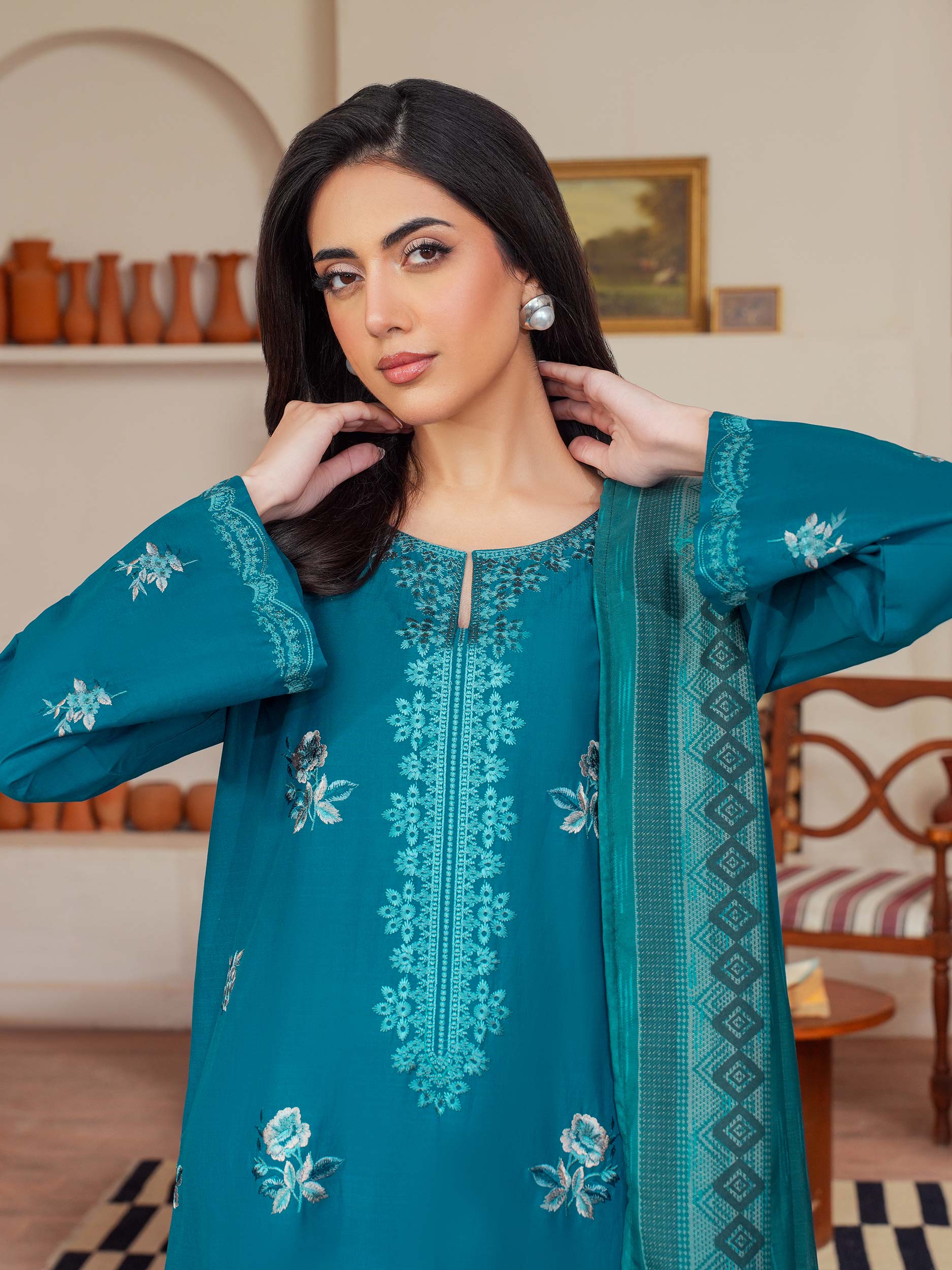 3 Piece Lawn Suit-Embroidered (Unstitched)