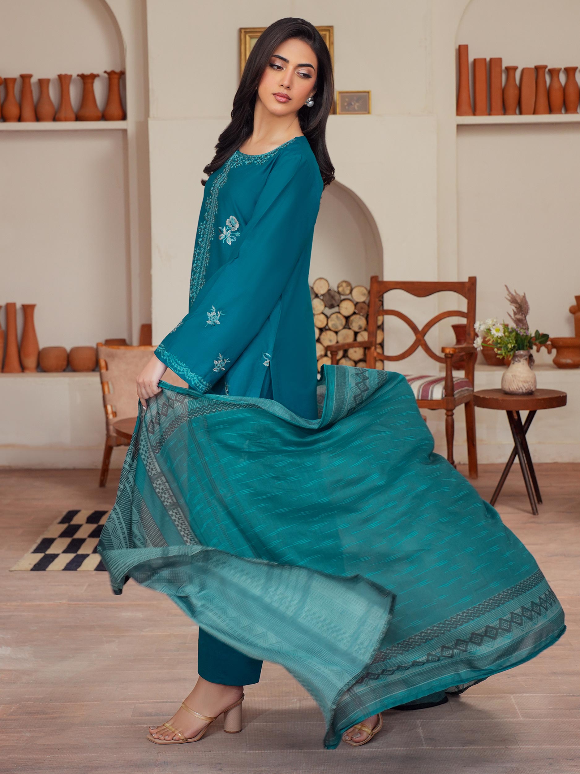 3 Piece Lawn Suit-Embroidered (Unstitched)