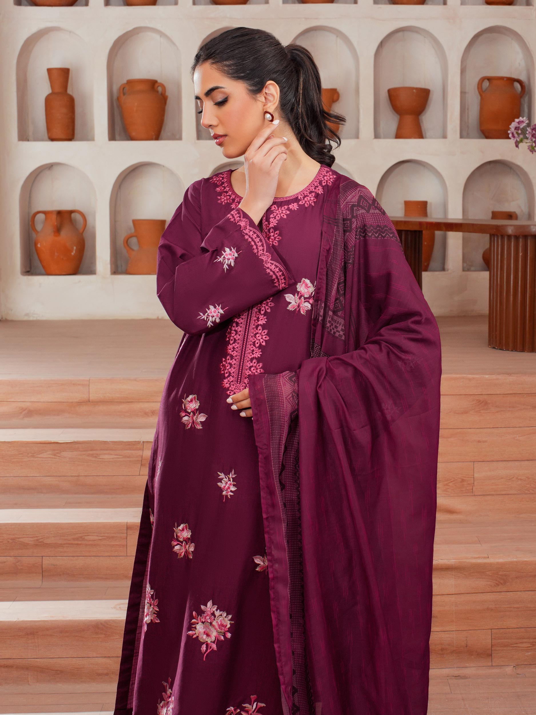 3 Piece Lawn Suit-Embroidered (Unstitched)