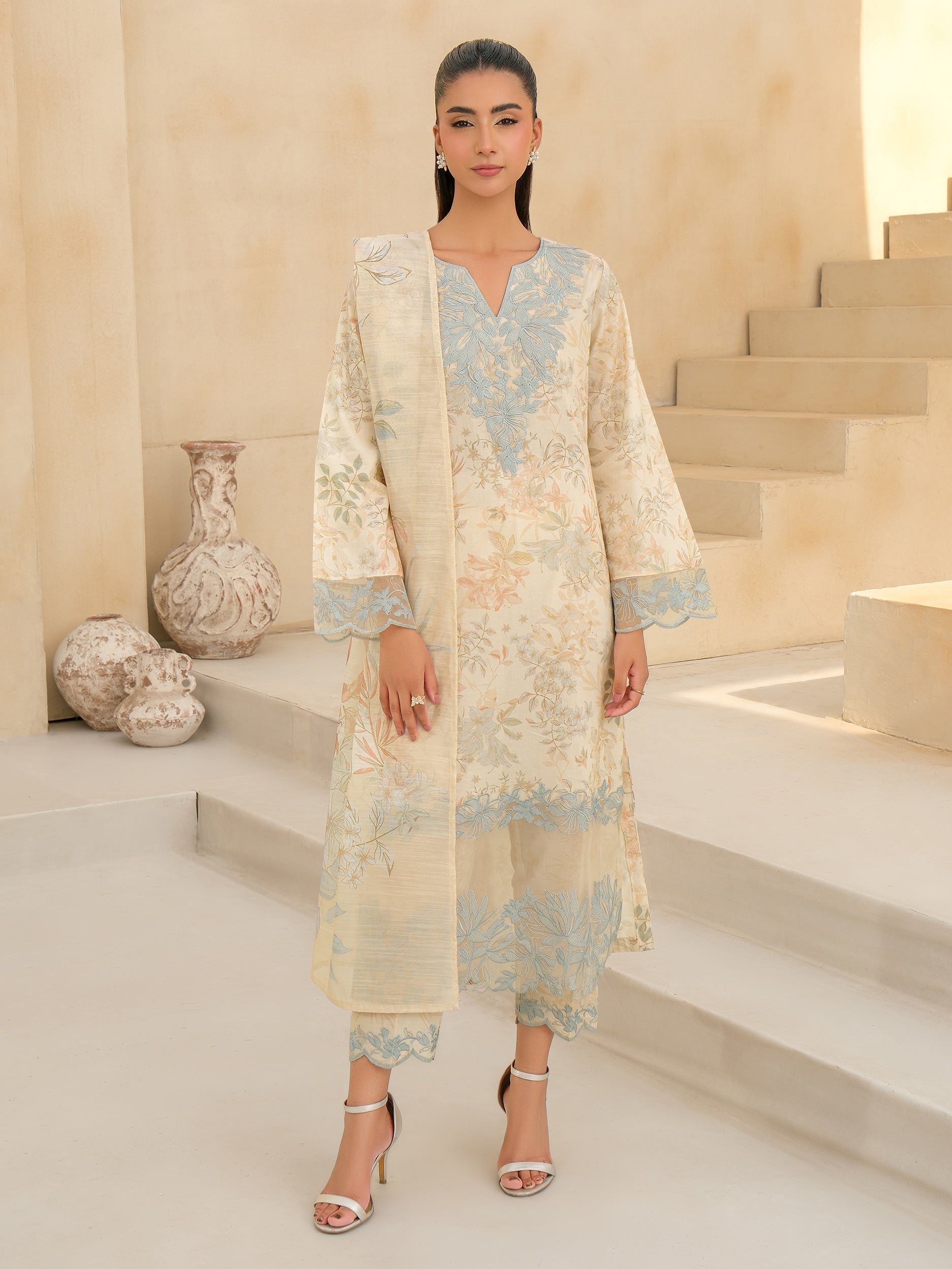 3 Piece Lawn Suit-Embroidered (Unstitched)