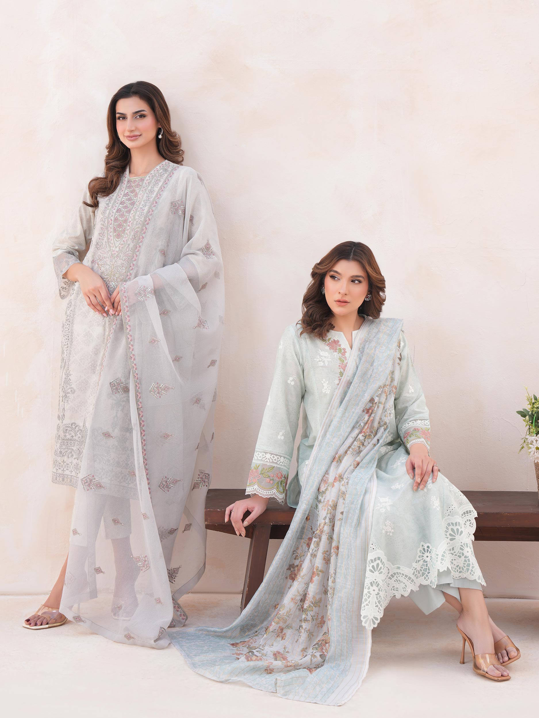 3 Piece Lawn Suit-Embroidered (Unstitched)