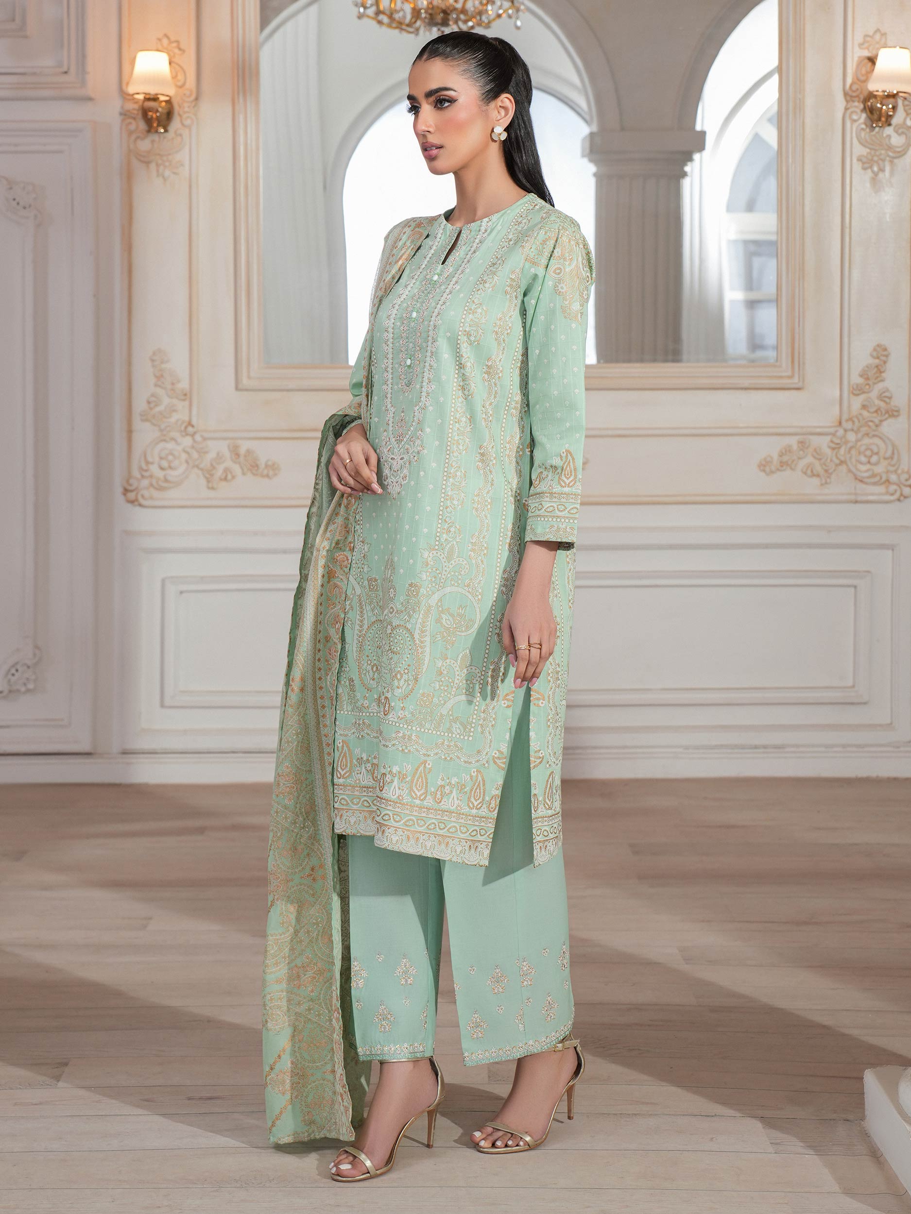 3 Piece Lawn Suit Embroidered (Unstitched)