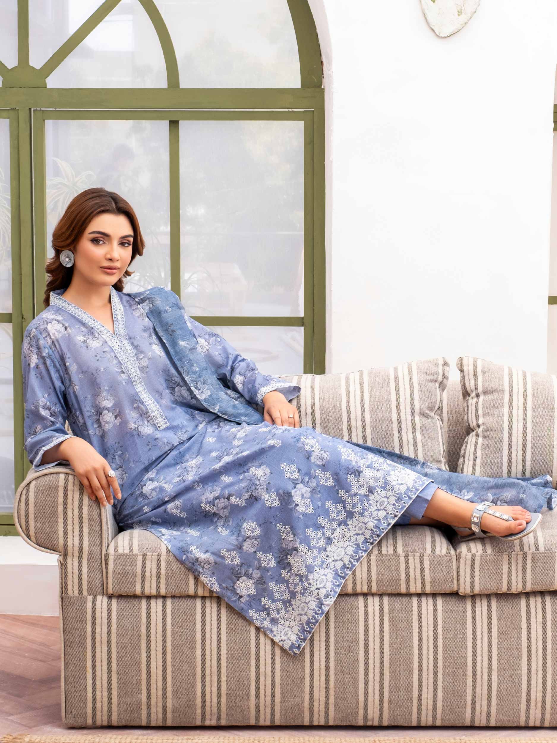 3 Piece Lawn Suit-Embroidered (Unstitched)