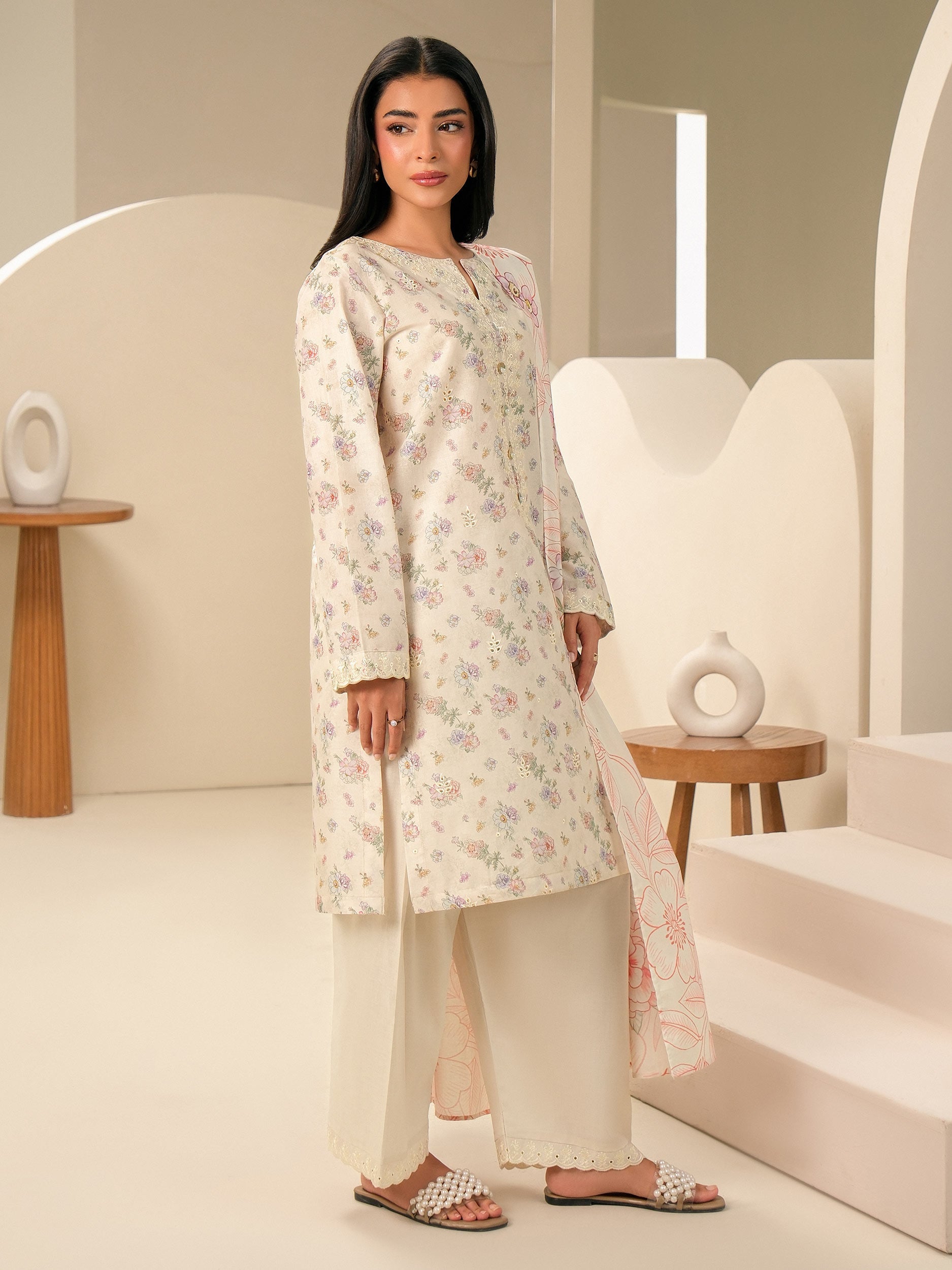 3 Piece Lawn Suit-Embroidered (Unstitched)