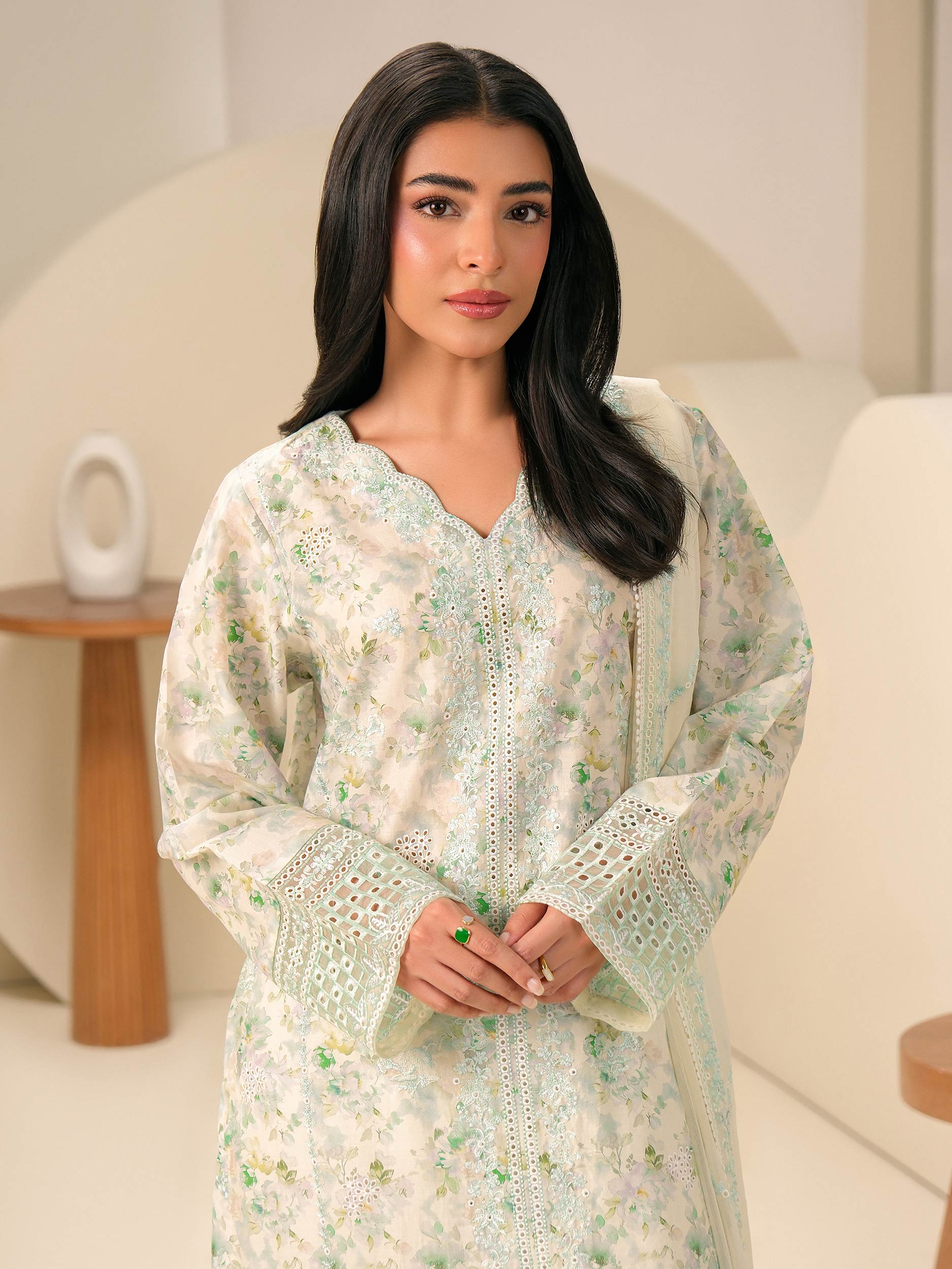 3 Piece Lawn Suit-Embroidered (Unstitched)