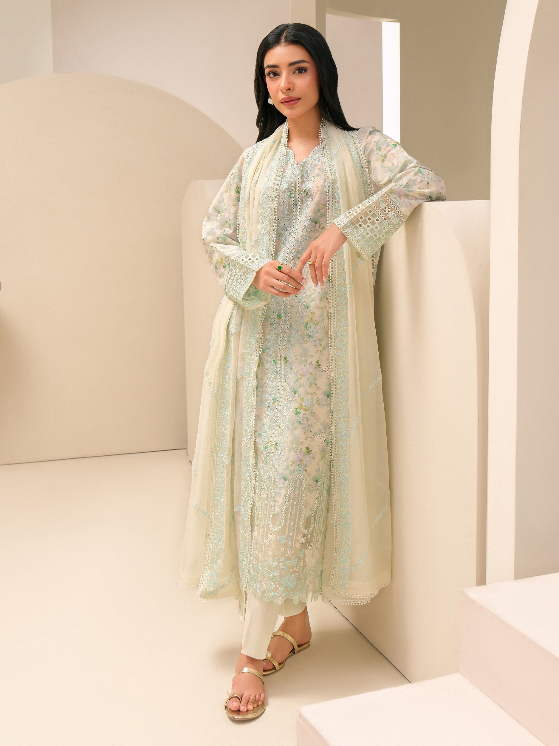 3 Piece Lawn Suit-Embroidered (Unstitched)