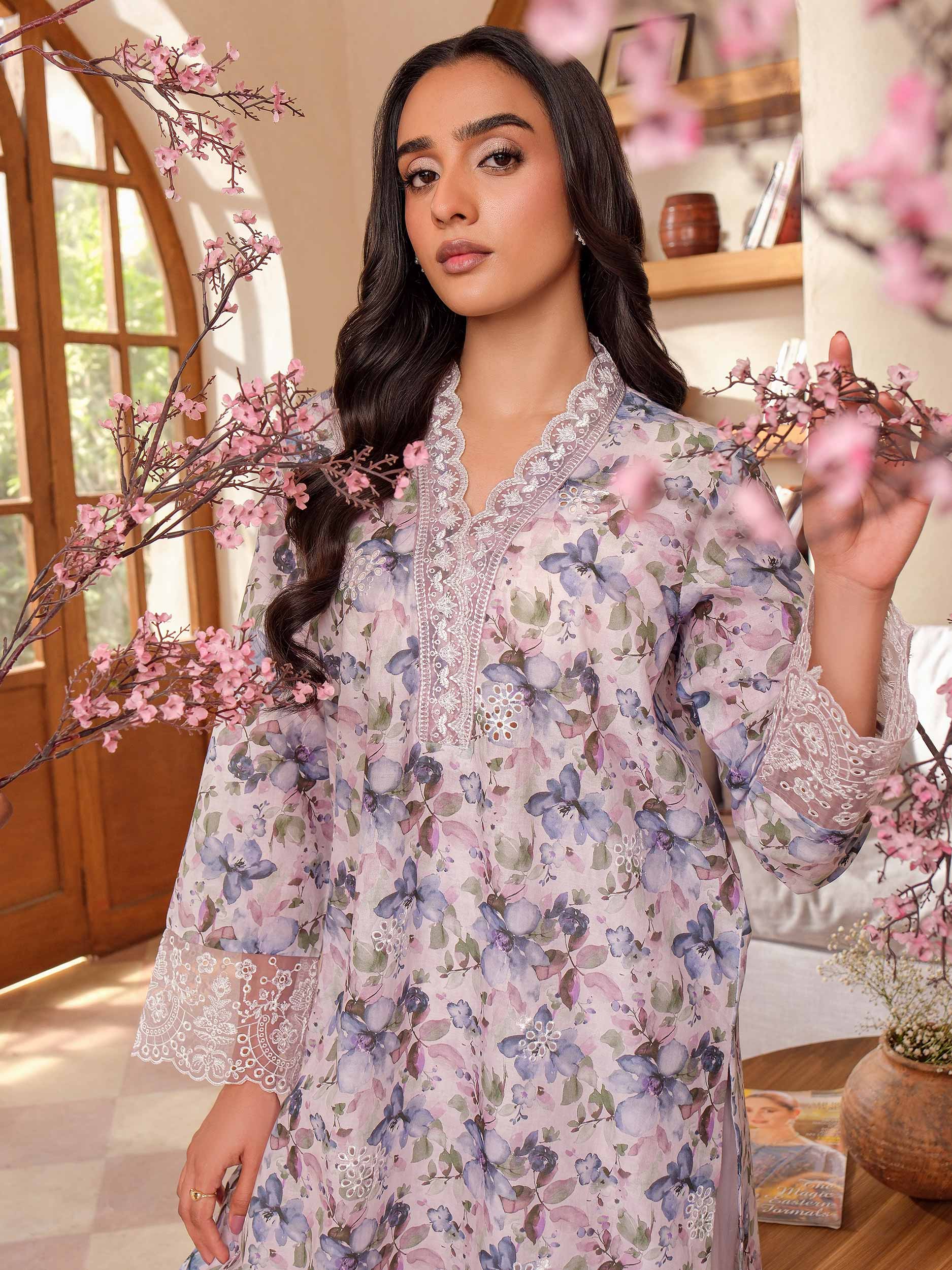 2 Piece Lawn Suit-Embroidered (Unstitched)