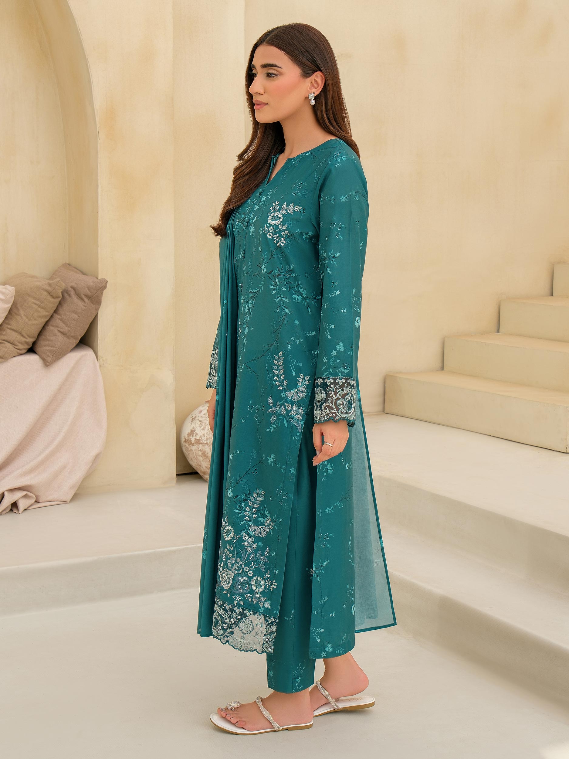 3 Piece Lawn Suit-Embroidered (Unstitched)