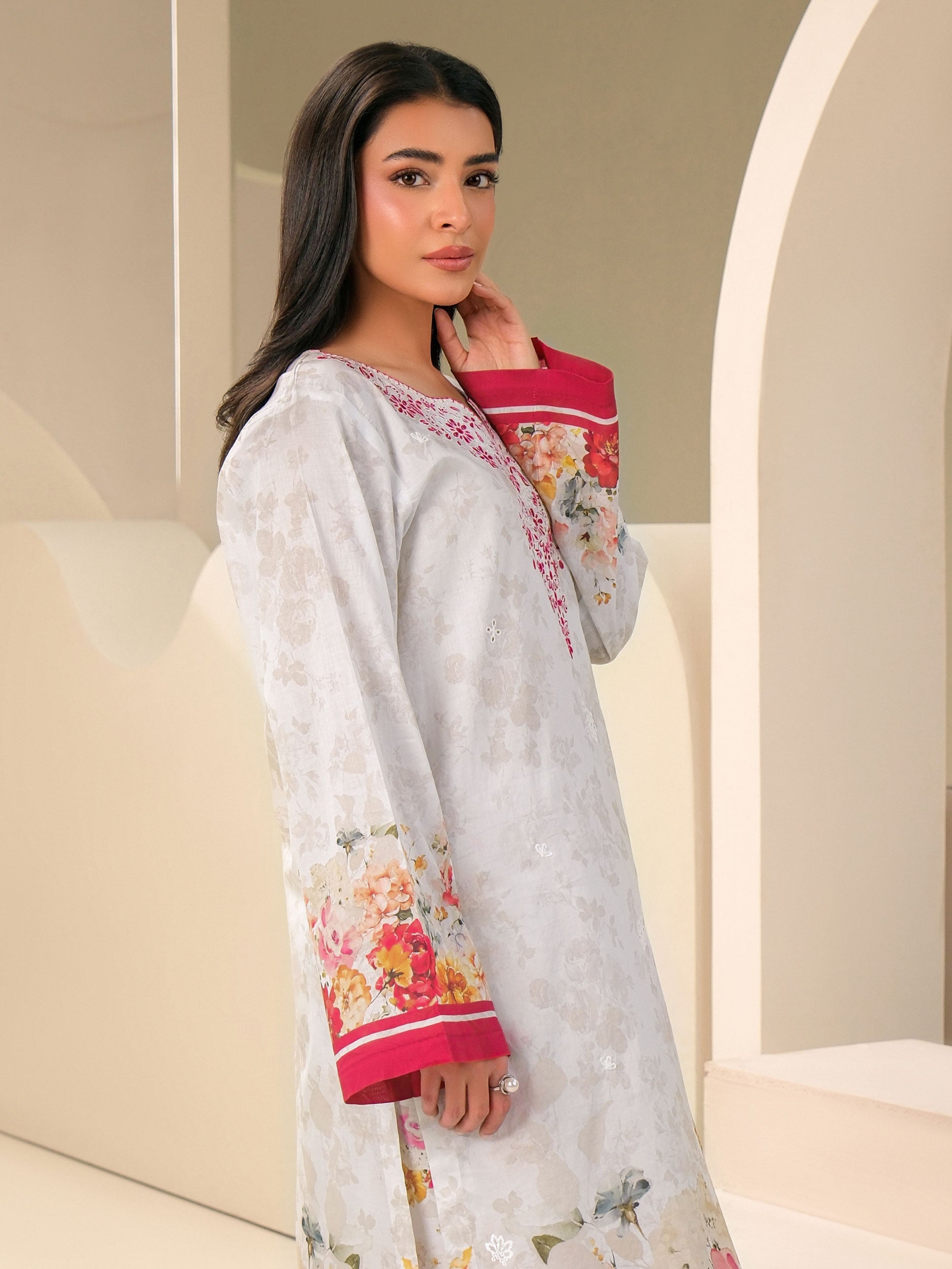 2 Piece Lawn Suit-Embroidered (Unstitched)